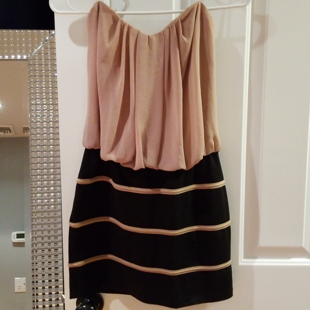 Strapless dress